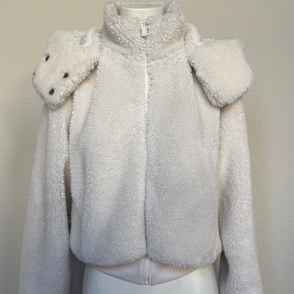 ALO Yoga Cream Teddy Jacket - Plush Sherpa Bomber - Picture 4 of 14